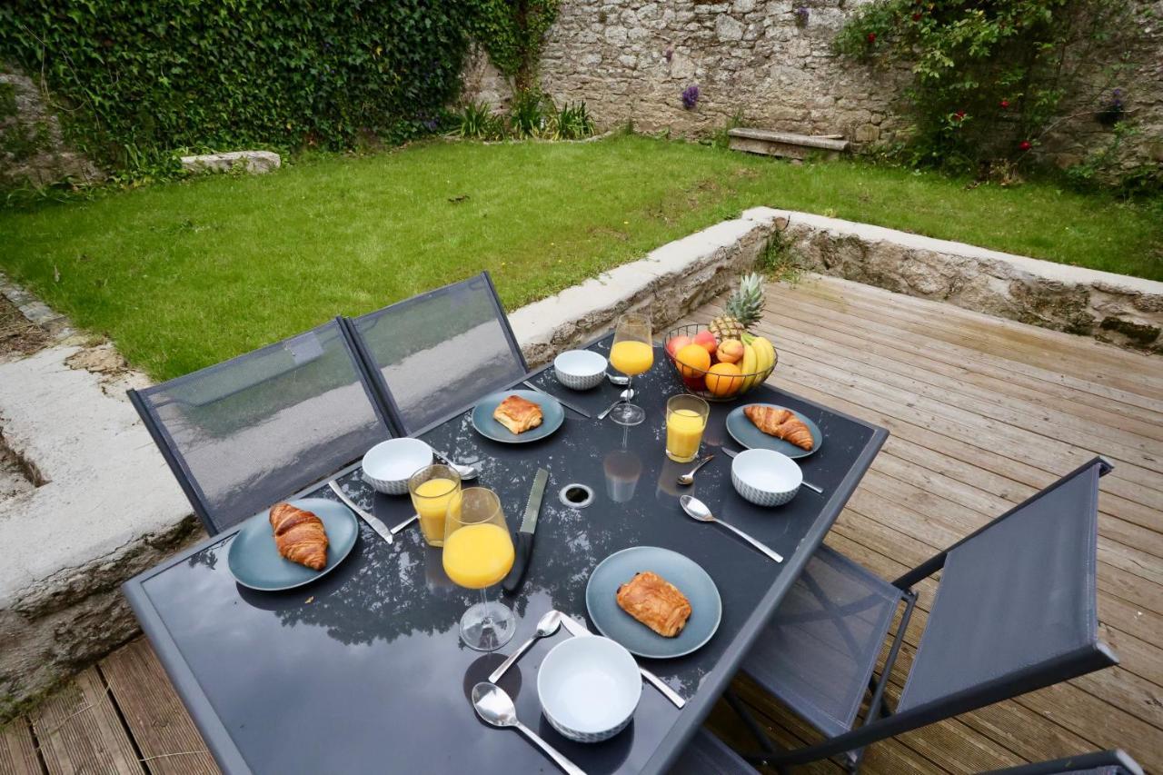 L'Atelier Et Sa Terrasse Pontivy Exterior foto