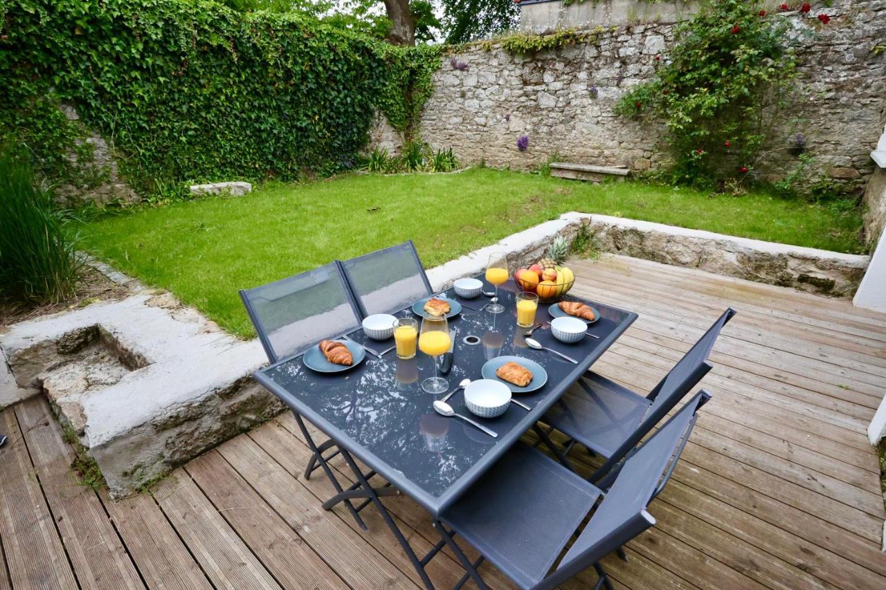 L'Atelier Et Sa Terrasse Pontivy Exterior foto
