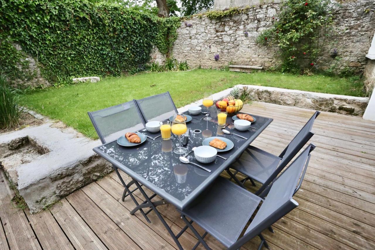 L'Atelier Et Sa Terrasse Pontivy Exterior foto