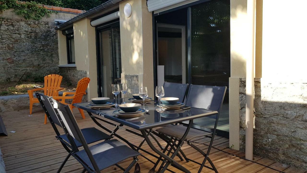 L'Atelier Et Sa Terrasse Pontivy Exterior foto